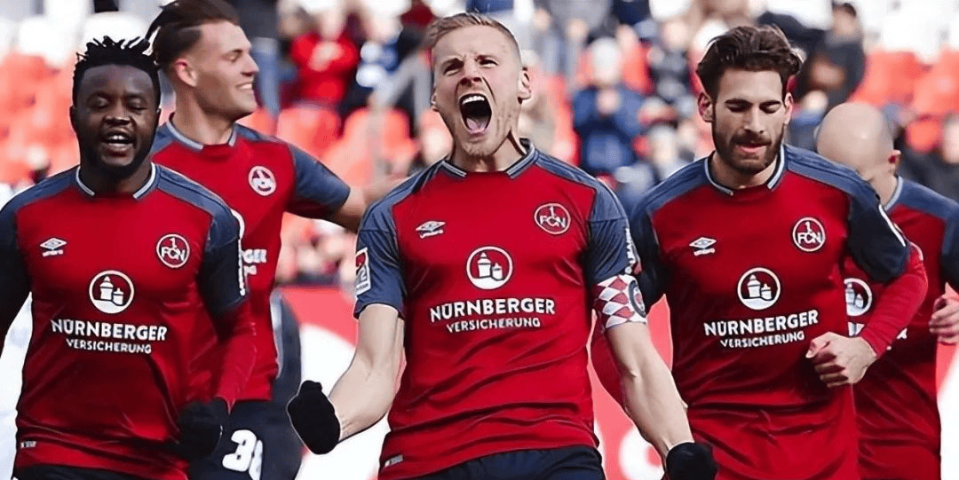 沙尔克04客场战平云达不莱梅,保住争冠关键一分 沙尔克04客场战平云达不莱梅,保住争冠关键一分