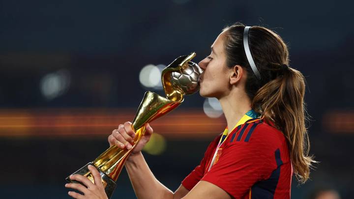 巴西女足选手获得实力赛胜利