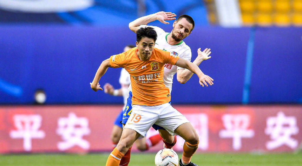 青岛黄海主场惜败，保级形势岌岌可危！