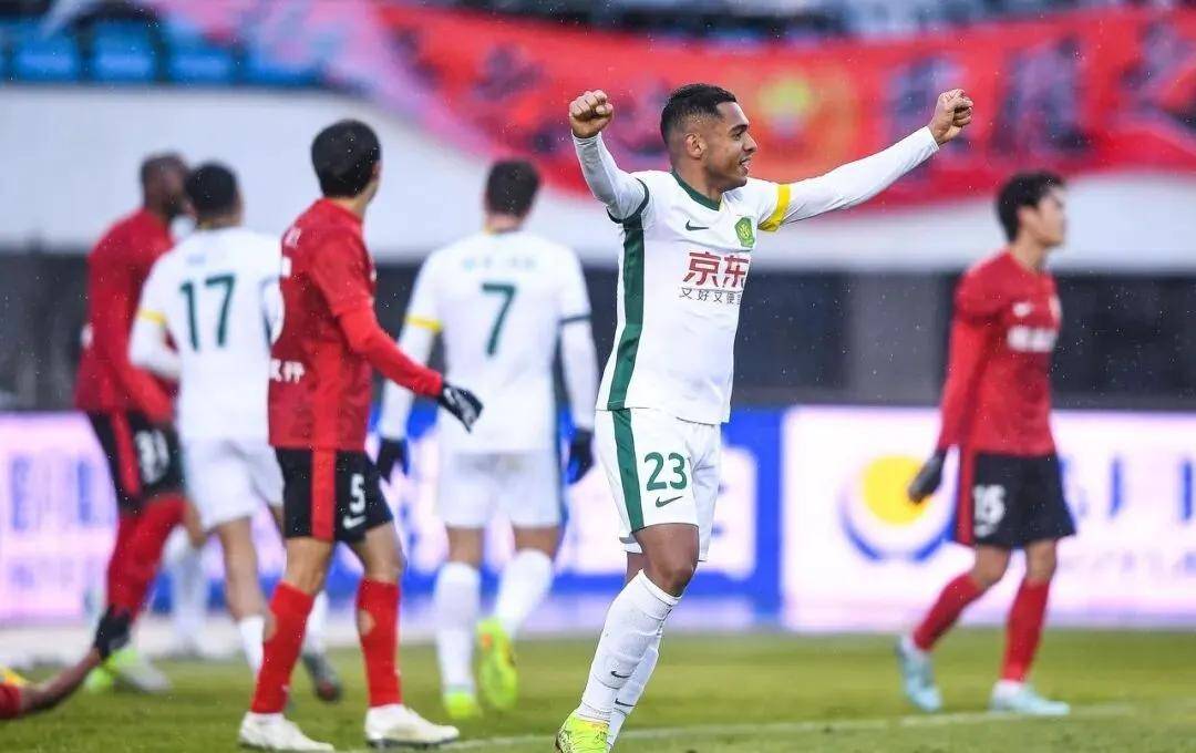 传闻球队将解散,球迷担心球队去留 传闻球队将解散,球迷担心球队去留