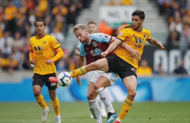 包含伯恩利主场击败狼队,主场气势强劲的词条 包含伯恩利主场击败狼队,主场气势强劲的词条