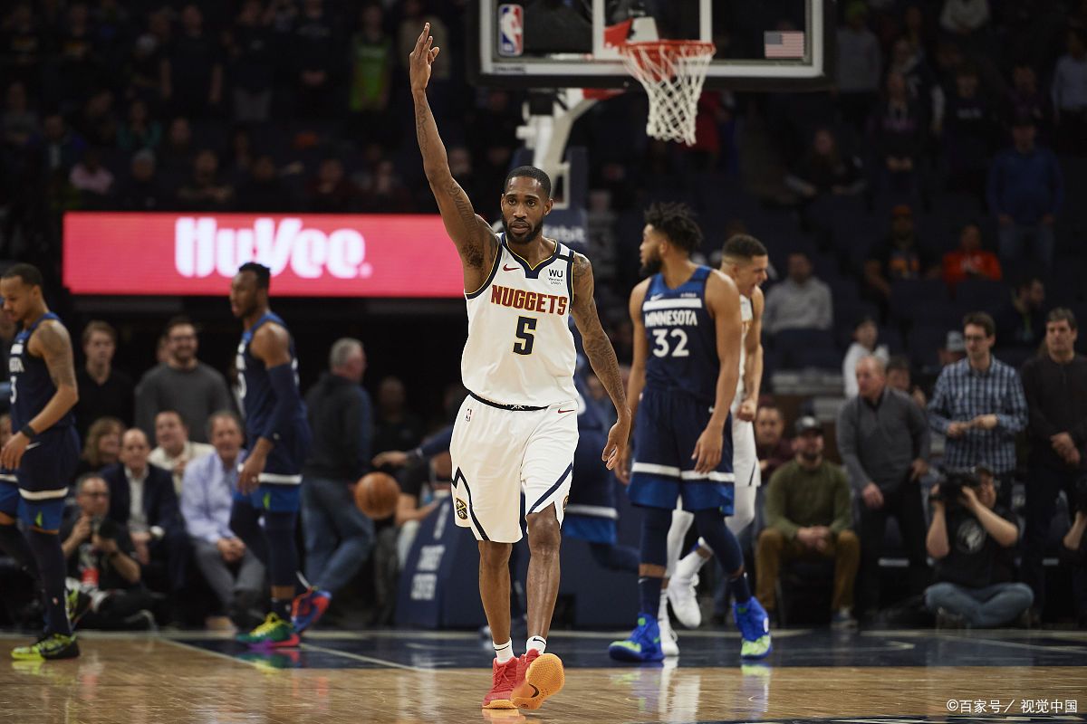 雄鹿队全队状态神勇,击败对手轻松晋级 雄鹿队全队状态神勇,击败对手轻松晋级