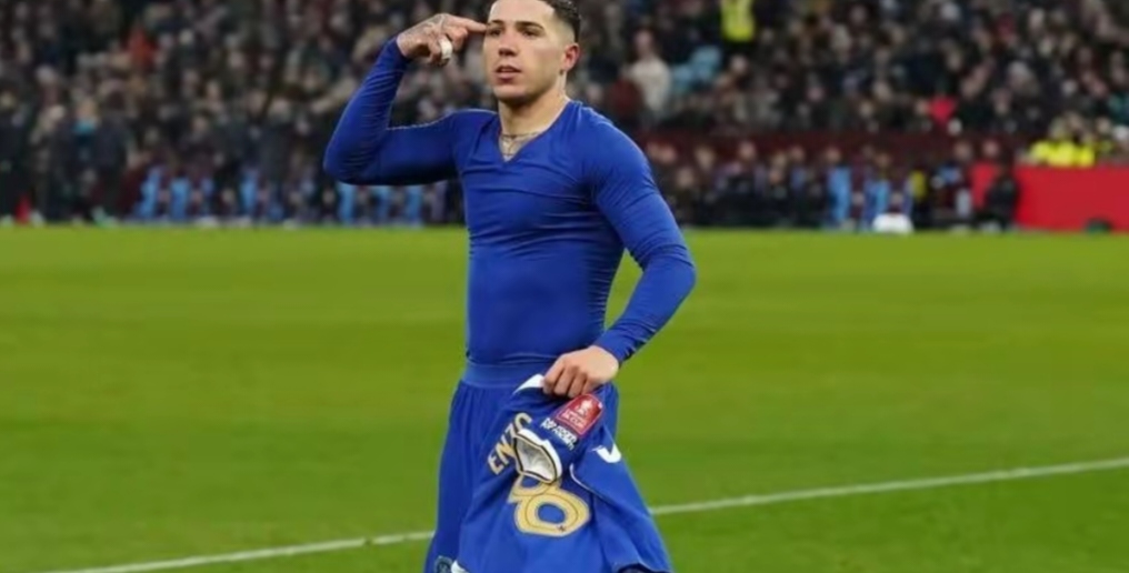 切尔西球队整体发挥不佳，主教练着急措施的简单介绍