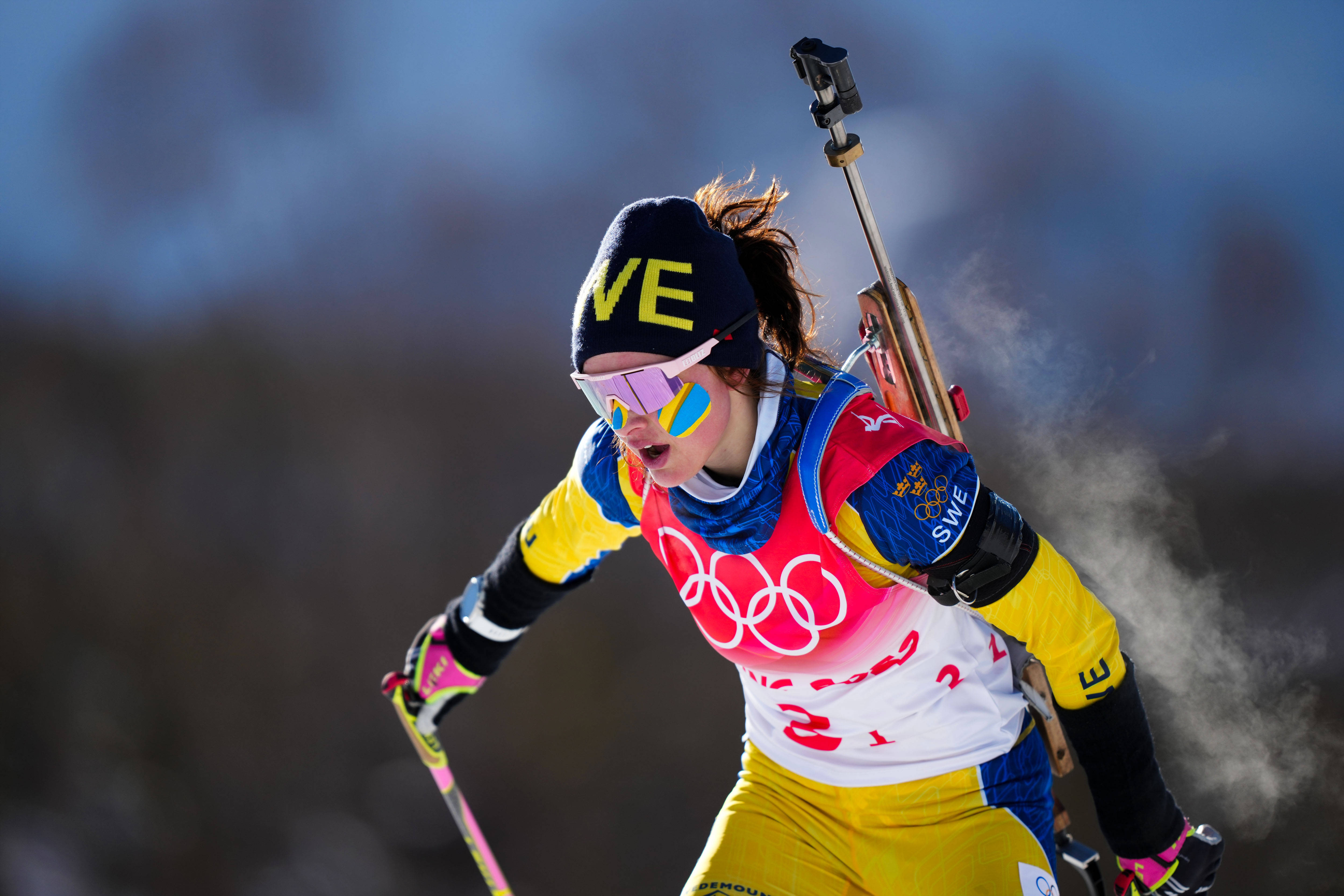 关于瑞士运动员力拼赛场尽显风采的信息