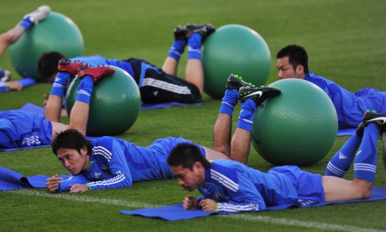 东洋足球盛事中迎来新一轮激烈对决